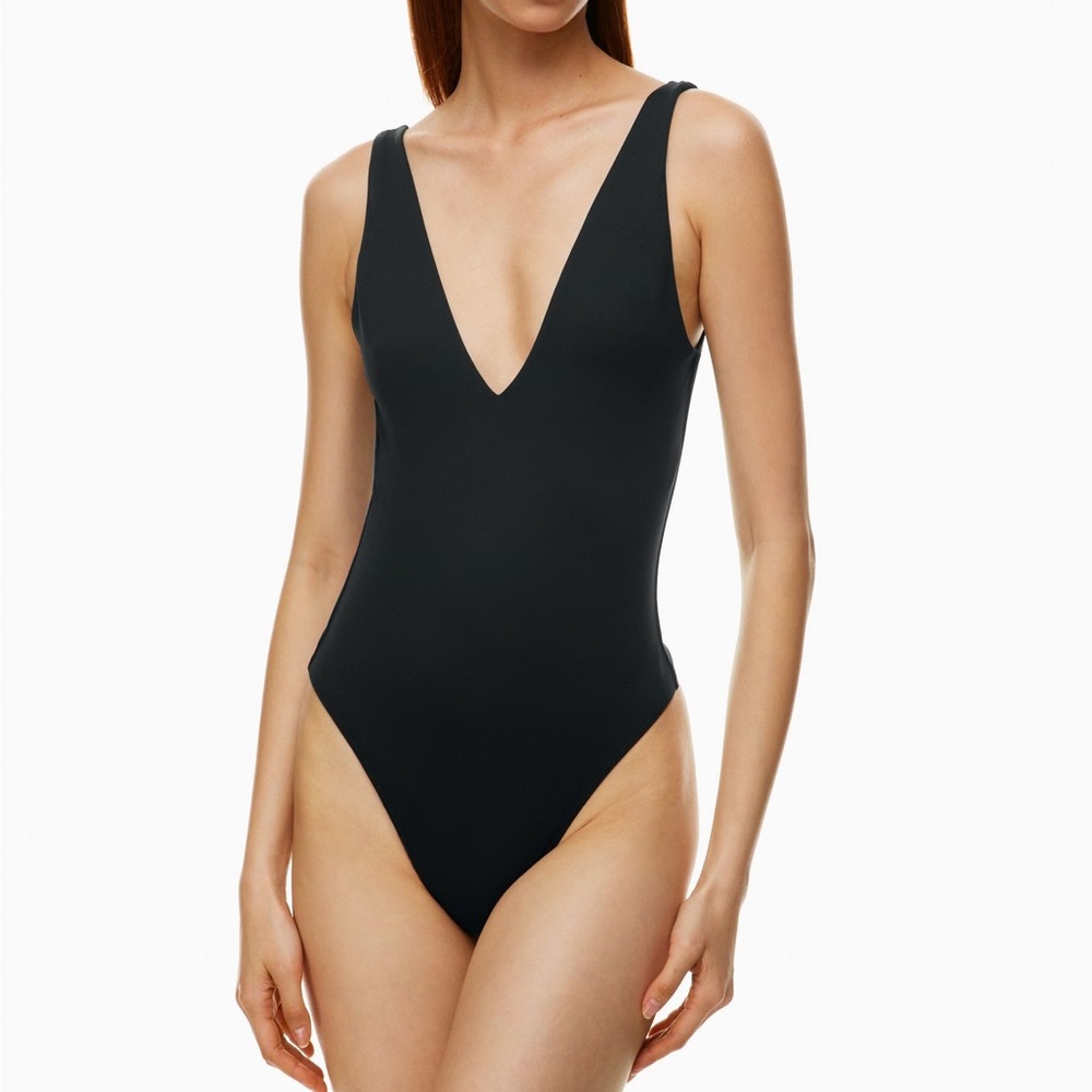 Aritzia bodysuit